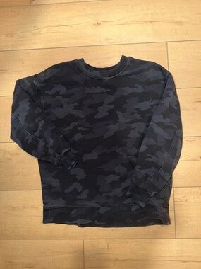 lululemon athletica Black & Charcoal Camo Crewneck Sweatshirt